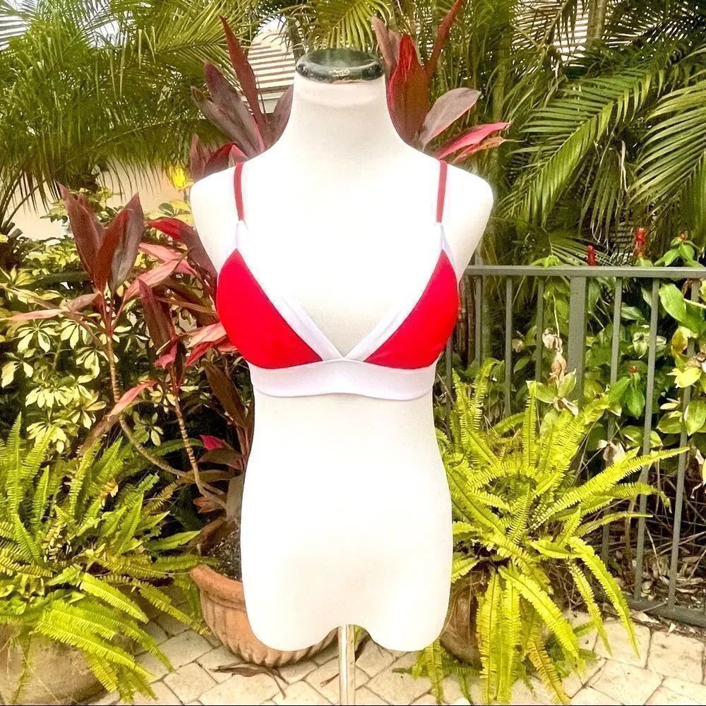 🍍3/$15🍍 Express Red Color Block Triangle Bikini Top - Picture 3 of 8
